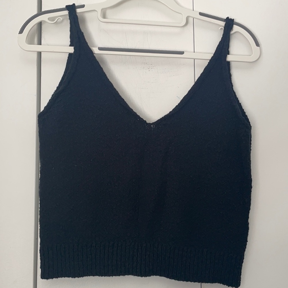 Cute Zara knit tank.
